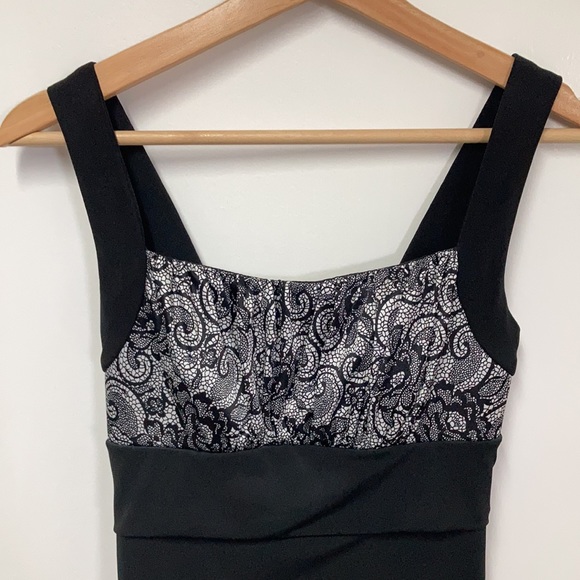 Beautiful black dress, size small - Picture 2 of 5